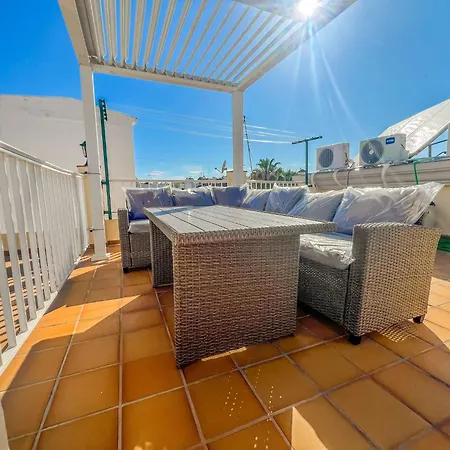 Διαμέρισμα Discover Beautiful Penthouse Located In The Heart Of Nerja, On The Iconic C